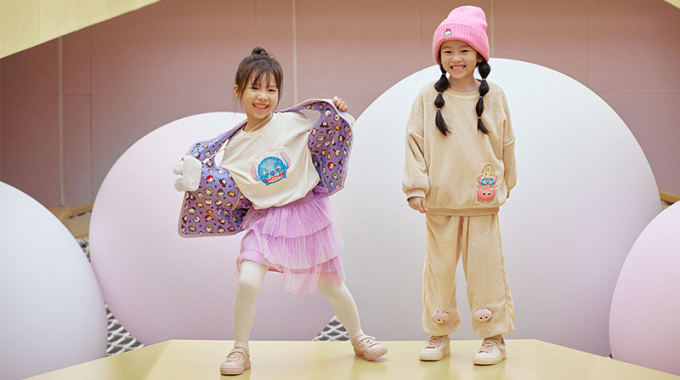 H&M迪士尼Tsum Tsum童裝系列｜印花T、連身裙、衛衣、外套、冷帽