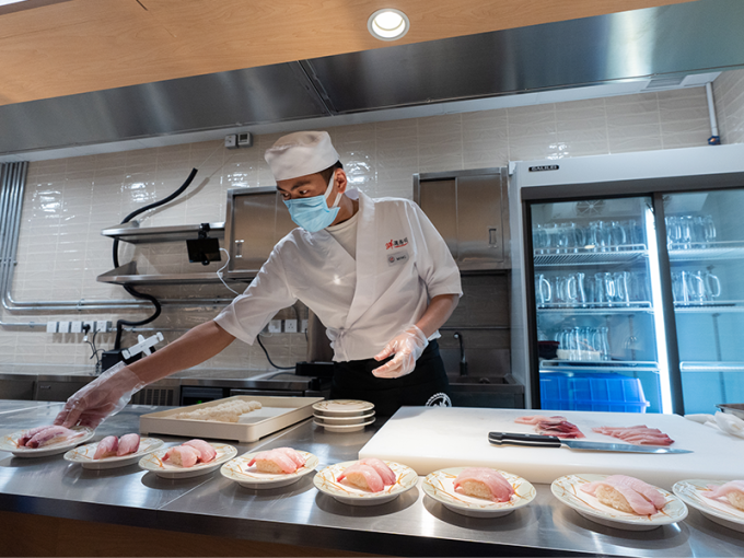 DON DON DONKI迴轉壽司餐廳10月29日開幕｜海之戀店內部現場曝光
