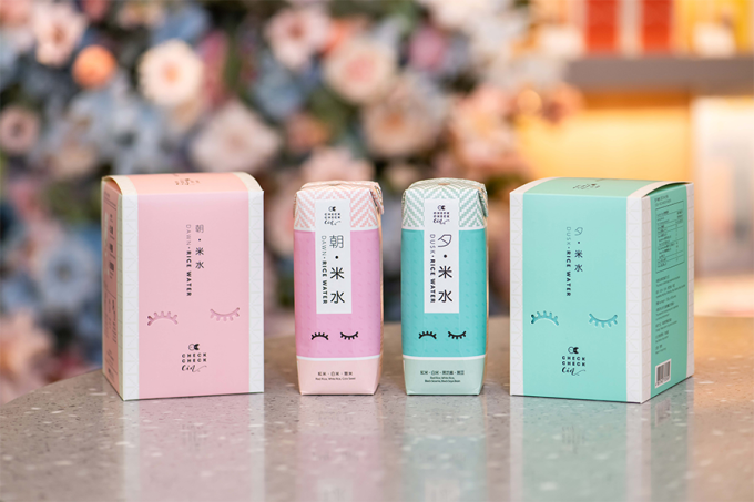 銅鑼灣茶飲推薦｜CheckCheckCin 5週年優惠！打卡花牆、限量版紙包米水