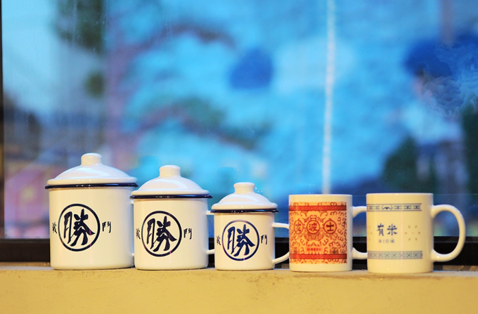 特色咖啡店推薦｜上環太平山街stain+聯乘Old Fazhioned時髦青年打卡牆