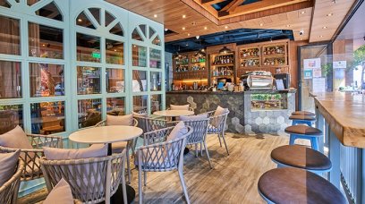 尖沙咀酒吧cafe！必食B'hood西班牙蛋餅、招牌油封鴨髀酥皮窩夫｜寵物友善餐廳