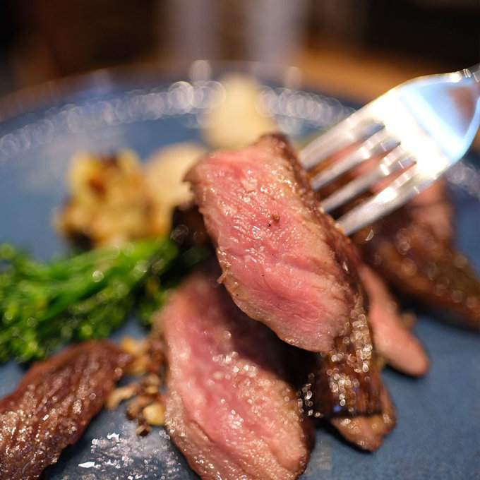 晚市堂食推薦｜上環咖啡店Suit編輯真實食評！生牛肉他他、燒慢煮牛肩、炸木棉豆腐