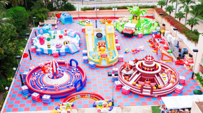 Jumptopia Holiday Village 度假樂園登場！必玩4.5米高充氣長滑梯及staycation主題客房