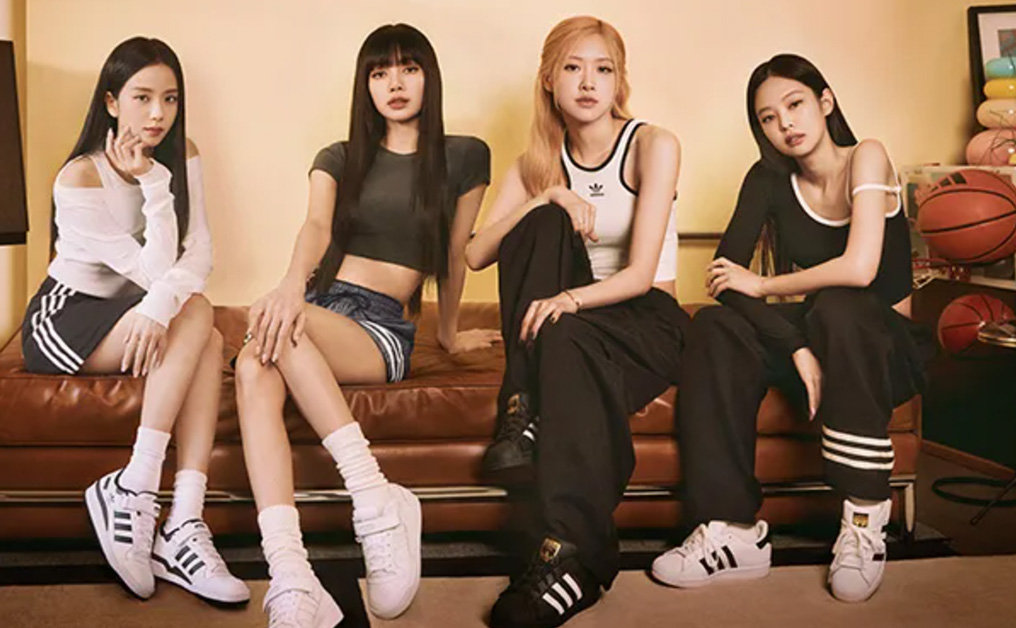 Blackpink X Adidas Originals最新宣傳照！減價必買Superstar、Forum等同款人氣波鞋＋顯腿長運動褲、短裙！