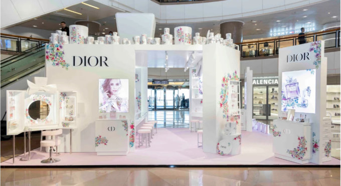 Miss Dior Blooming Boudior 千花化妝間進駐尖沙咀海港城！