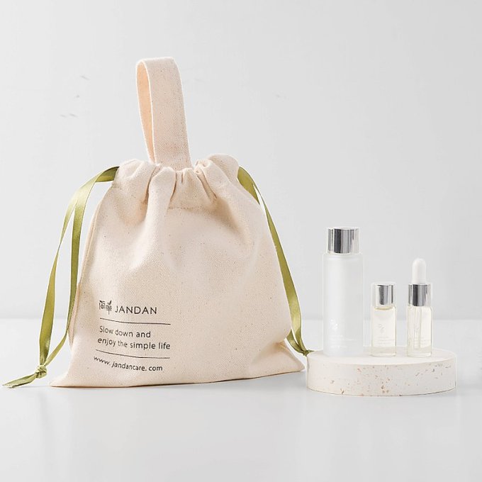 旅行套裝推薦！JAN DAN 旅行包/BIOEFFECT護膚套裝/Aromatherapy Associates 沐浴油