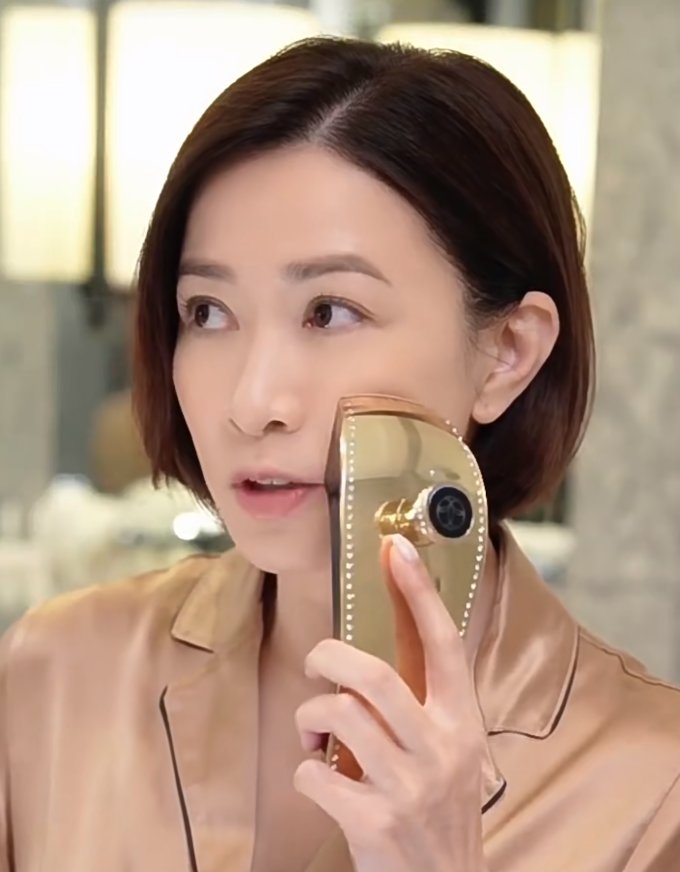 佘詩曼新劇《新聞女王》神還原女主播｜48歲素顏依然超美秘訣！熬夜必學凍齡護膚貼士