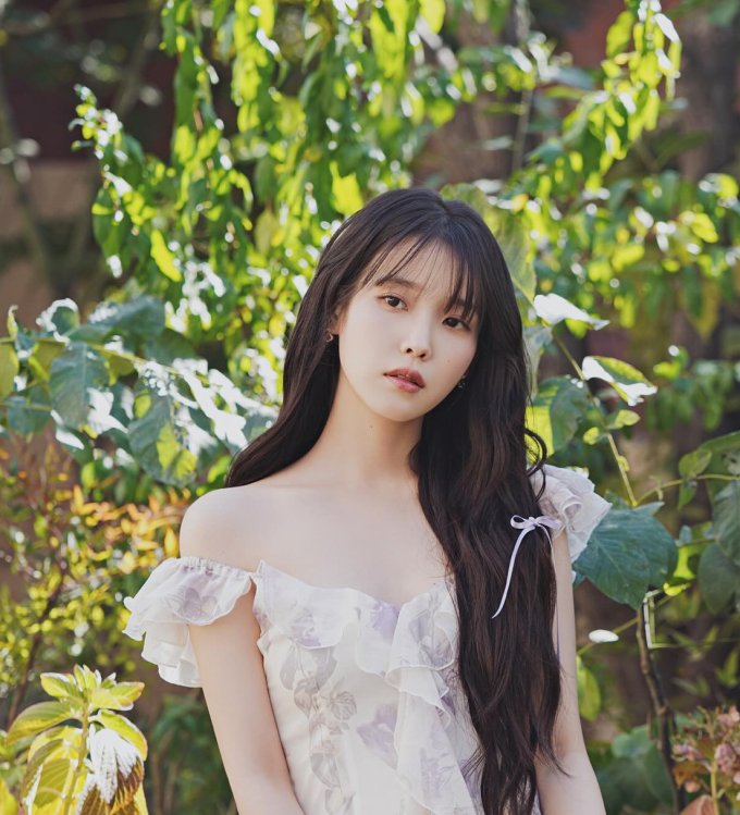 有傳BTS成員V入伍前將參與IU MV拍攝！ARMY有望下年仍可見到泰亨新作+「國民妹妹」IU十年如一日的凍齡護膚秘訣
