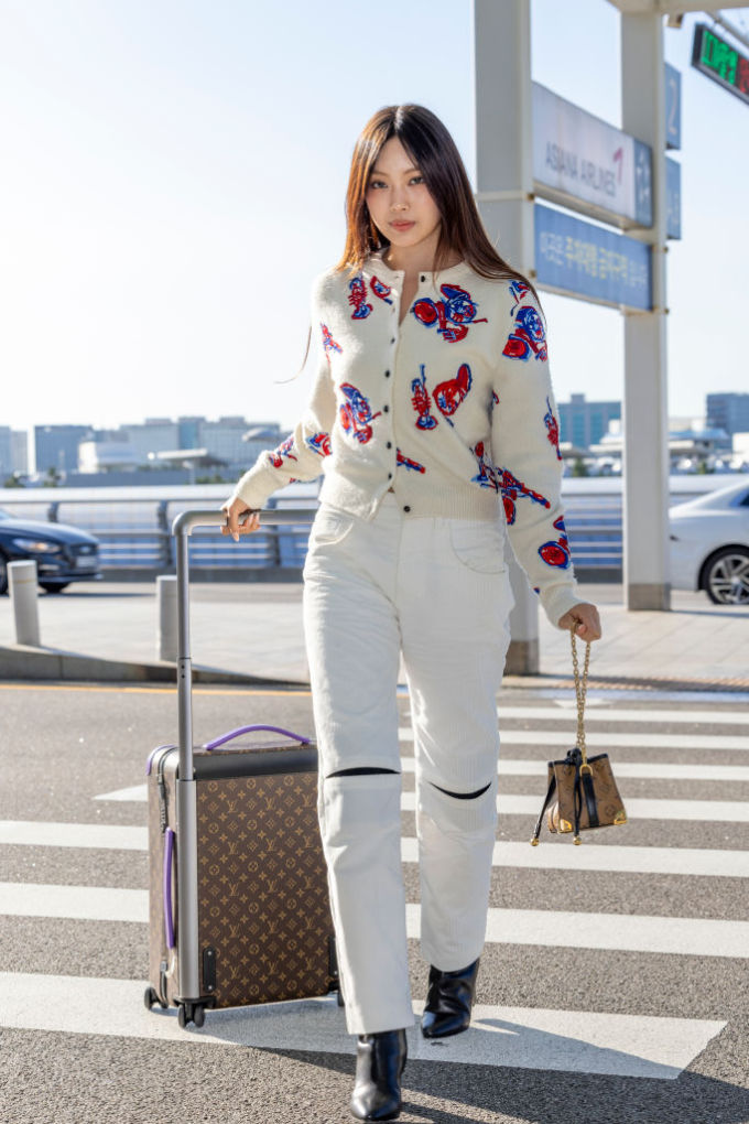 14歲成LV代言人 連IU都大讚音色超美！解構「怪物新人」NewJeans Hyein 森系妝容