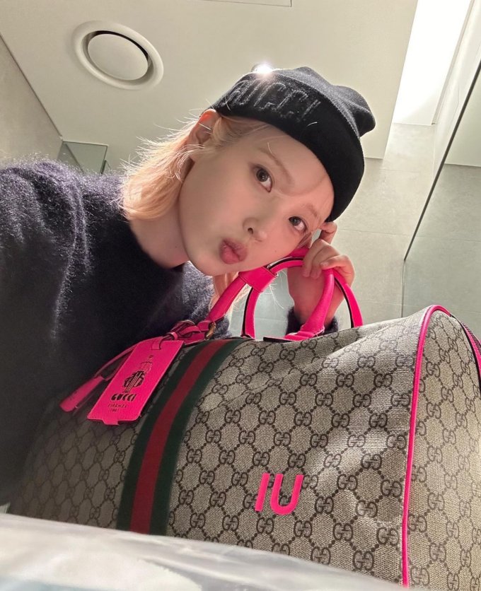 IU粉橙色短髮出席Gucci時裝秀！預告2024回歸造型？出道多年由Baby Fat化身V臉「國民妹妹」減肥健身貼士