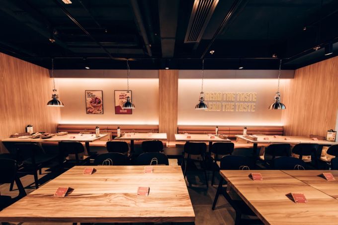 香港食飯好去處2025｜17間同事/閨蜜朋友聚會餐廳推薦！平價/靚餐廳打卡都有！