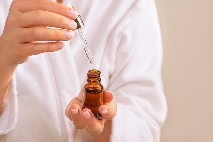 維他命E皮膚功效｜維他命E擦皮膚有用？12款護膚品推薦！