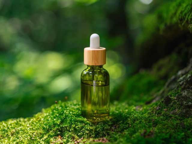 茶樹油功效｜11款茶樹油產品推薦！茶樹油用法/功效/注意事項公開