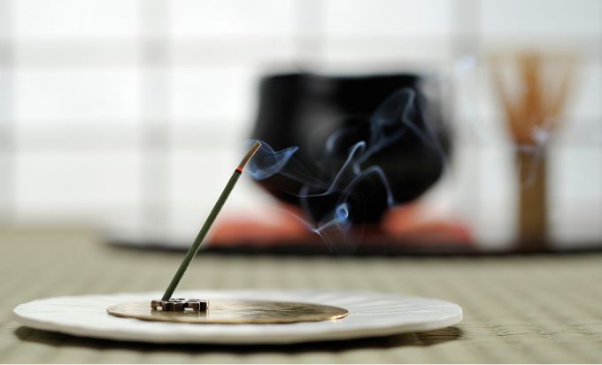 天然線香推薦｜8款療癒舒壓天然線香推薦！正確線香用法？附點線香禁忌