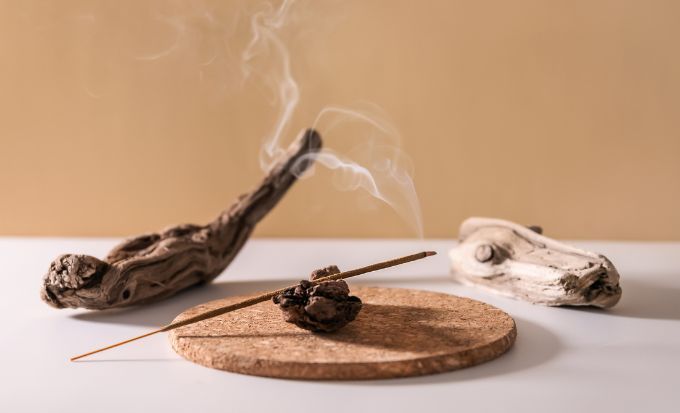 天然線香推薦｜8款療癒舒壓天然線香推薦！正確線香用法？附點線香禁忌