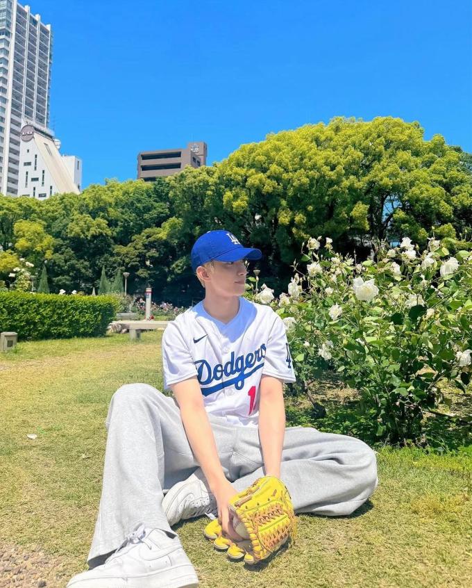 男休閒褲推薦2025｜8款衣櫥必備百搭男士休閒長褲+休閒穿搭tips 