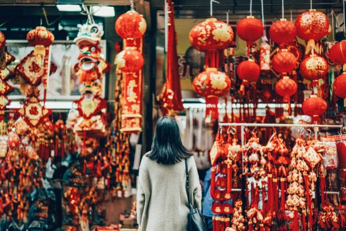 蛇年犯太歲？2025犯太歲生肖+12生肖運勢！教你化解/生肖飾物配對