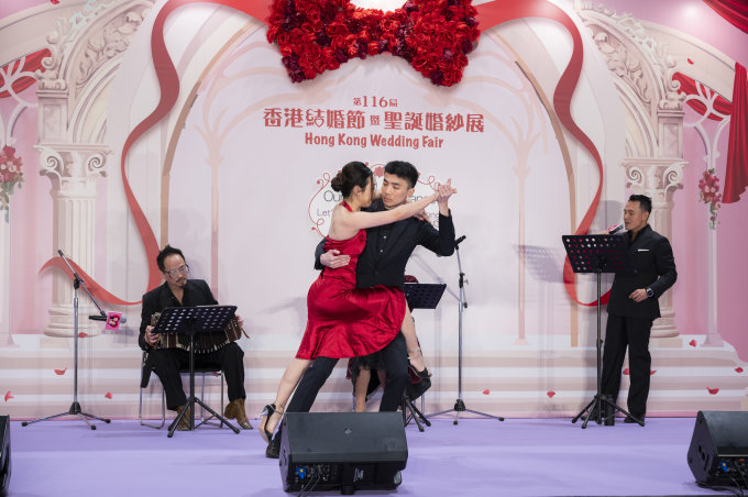 免費兌換 | 第117屆香港結婚節暨情人節婚紗展二人同行入場門票一張