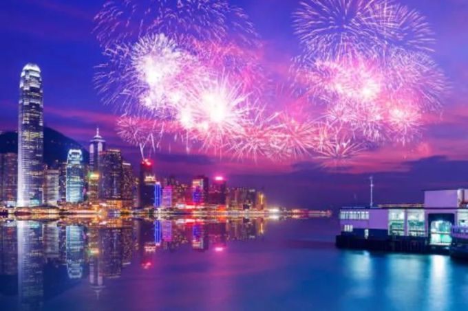 農曆新年煙花2025｜年初二香港20個睇煙花表演好去處！免費區/觀景台/船上觀看/餐廳及自助餐
