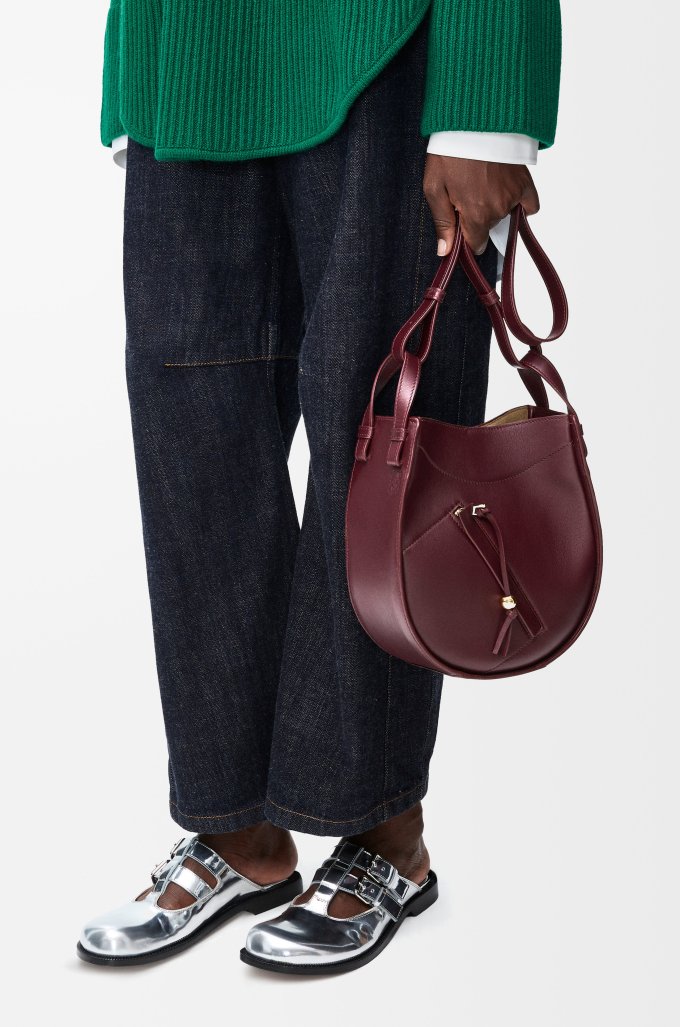 LOEWE手袋推薦2025｜10款人氣LOEWE袋款一次看清！LOEWE flamenco/cubi/gate/goya
