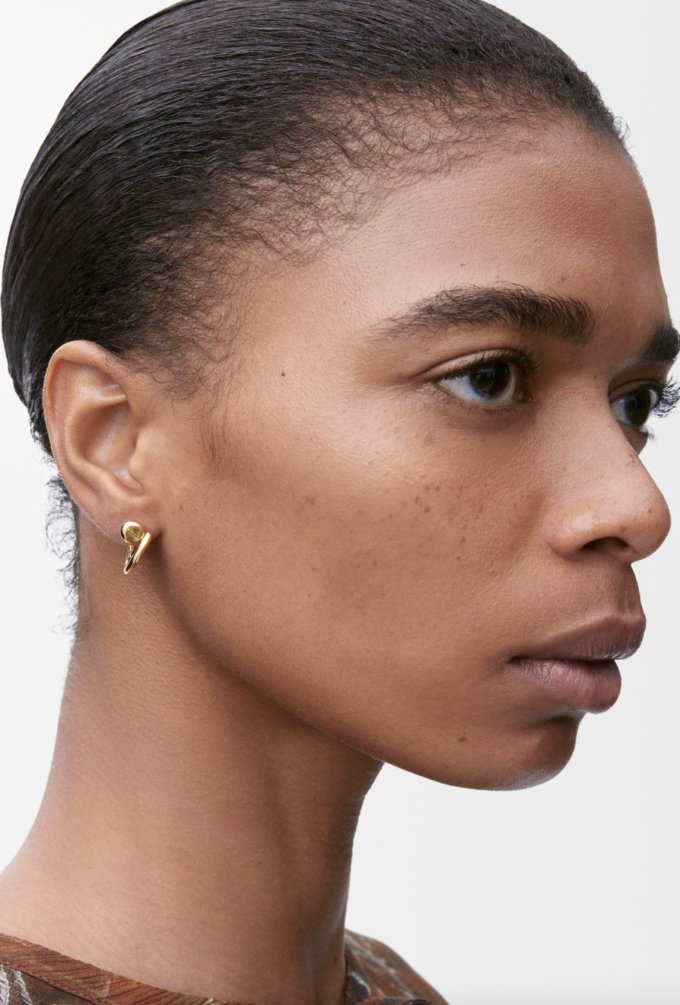 Loewe耳環推薦2025｜Loewe耳環入門推介+人氣款式總整理！打造西班牙藝術系時尚感