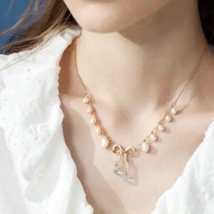 女生聖誕禮物2025｜送女朋友/老婆聖誕禮物推薦Top 20！耳機/香水/銀包精選清單