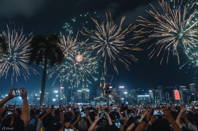 農曆新年好去處2026｜新年去邊好？10大新年打卡好去處！巨型充氣樂園/花車巡遊/Chiikawa Baby期間限定店