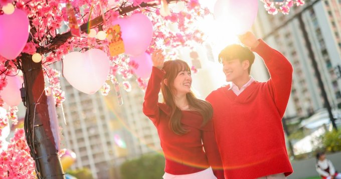 送禮活動 | 荃灣廣場「金馬花開•座枱揮春利是封」或 新達廣場「馬年吉祥利是封」